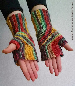 Free Crochet Pattern: U-Turn Mitts