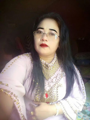 Genjot janda. Genjot janda. Bidan. Genjot janda. Genjot janda.