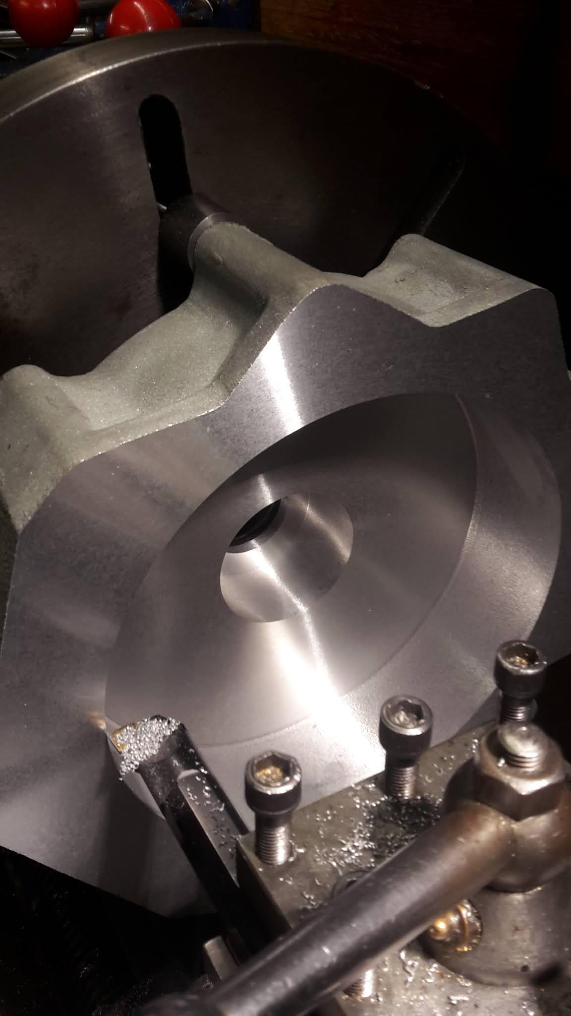 Vintage AJS: Machining the Crankcases – Part 1