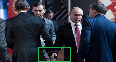مصورون يكتشفون مفاجأة كبرى حصلت خلال مصافحة #بوتين لـ #أوباما للمرة الأخيرة و السبب #ترمب و #الأسد !!!