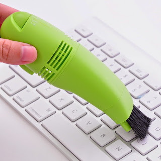 keyboard vacuum cleaner