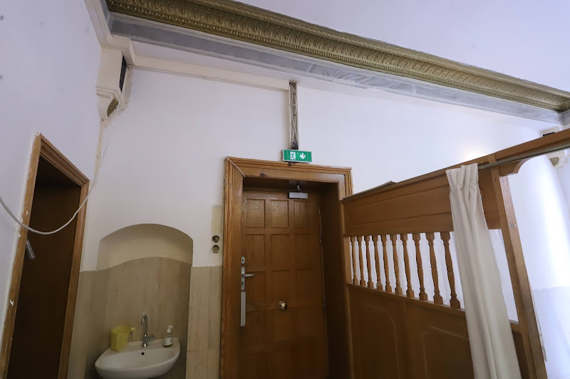 La Synagogue du Rabbi, au 17 rue des Rosiers, en plein travaux de