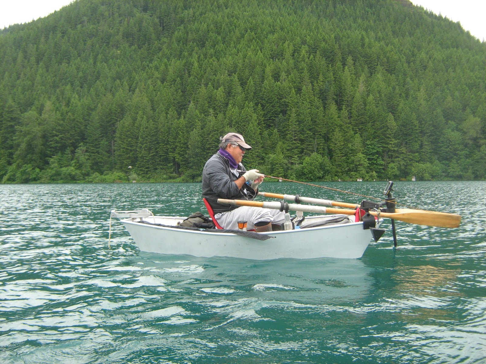 Breaking Rods Rattlesnake Lake, WA, USA Deep Water Fly Fishing
