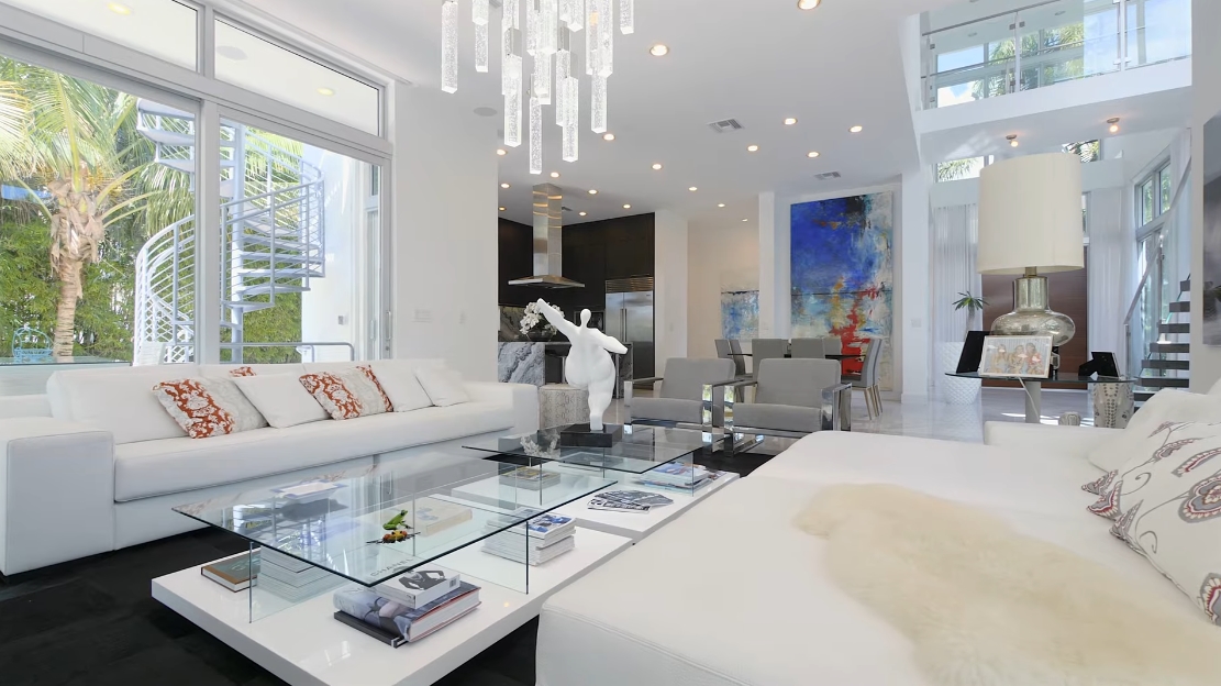 Tour 120 N Hibiscus Dr, Miami Beach FL vs. 40 Interior Design Photos