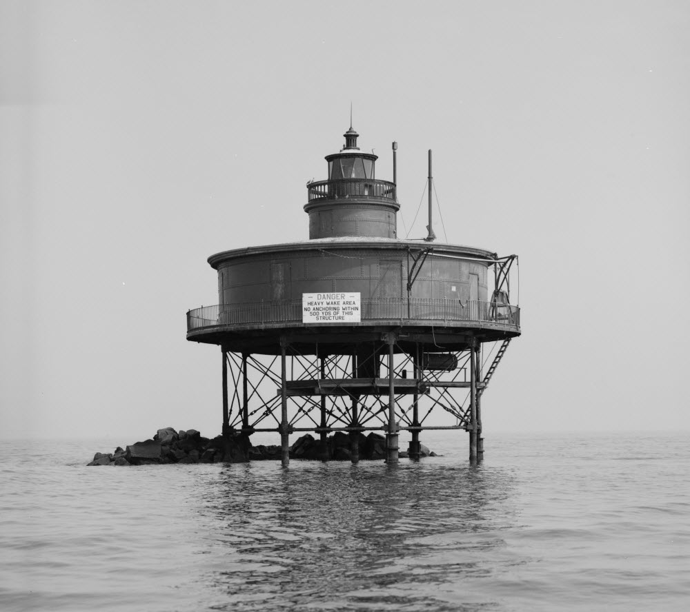 Seven Foot Knoll Lighthouse