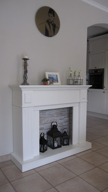 Kleines gelbes Haus: Kamin ohne Kaminschacht?