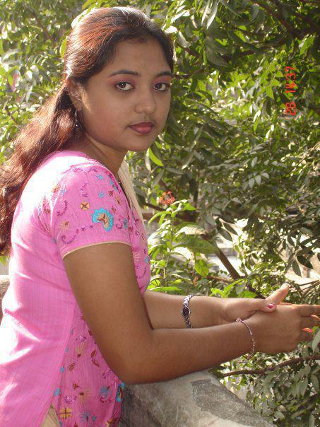 Big Tit Desi Angle's Picture Free Download