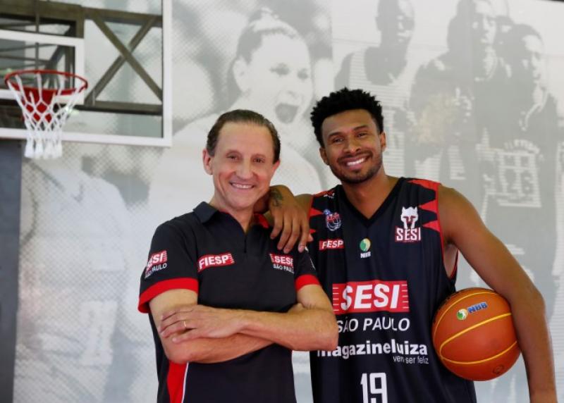 Gui Santos, formado no Minas, assina com os Warriors e vai disputar a NBA