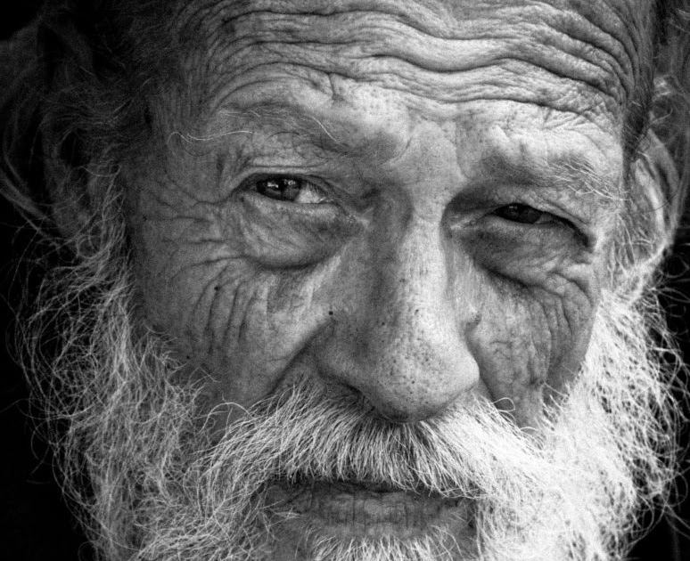 A Stoic Breviary Classical Wisdom in Daily Practice Musonius Rufus