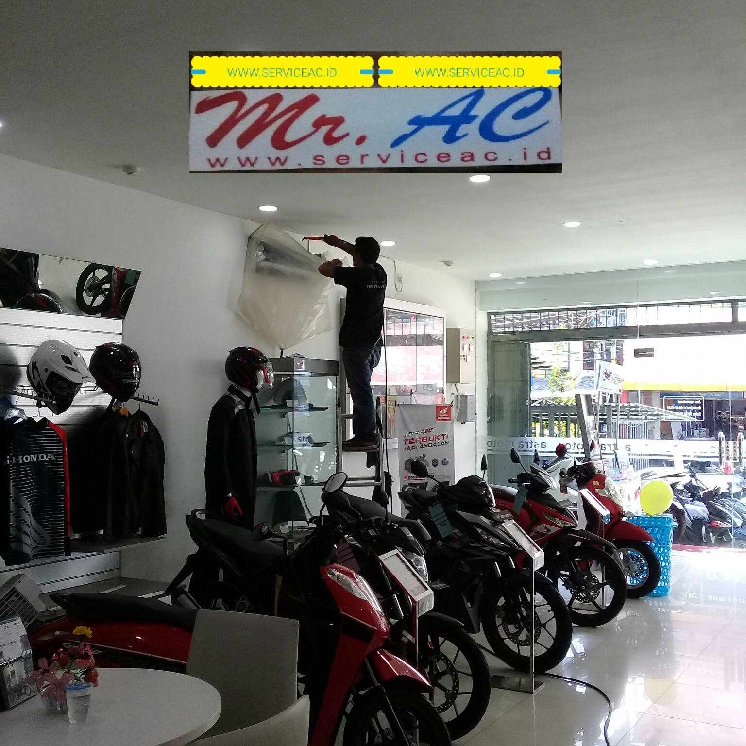 Perawatan AC residential di Dealer Honda Samarinda