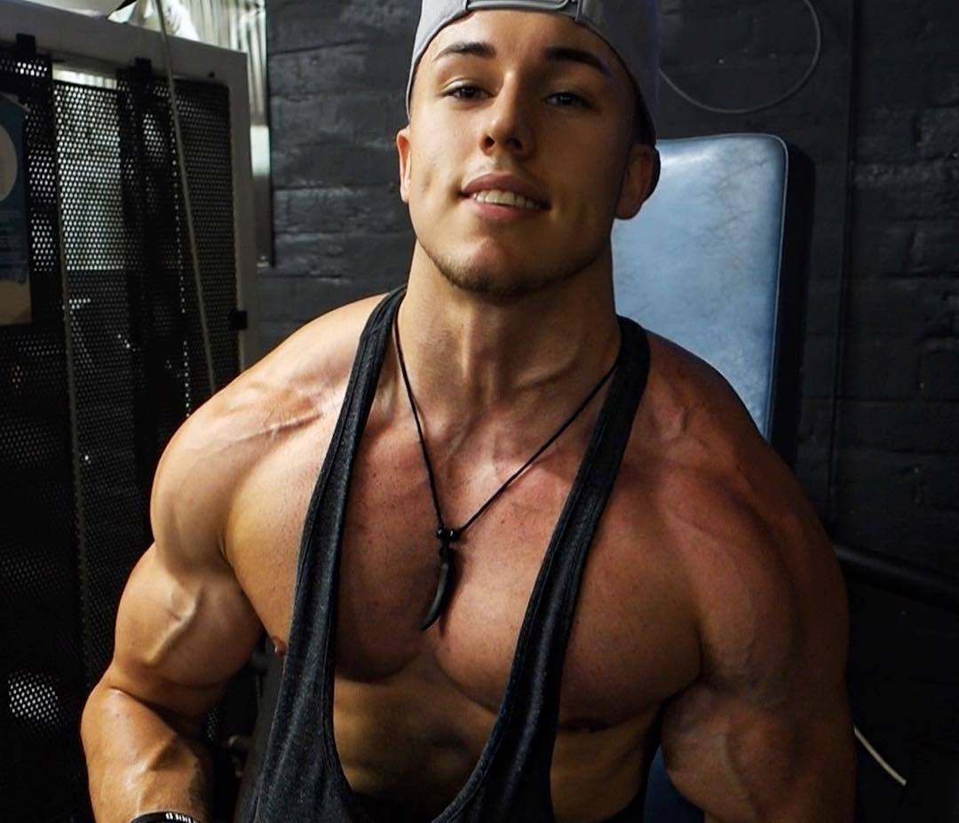 bad-boys-veiny-body-brandon-harding-young-bodybuilders