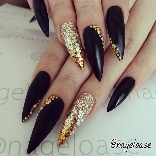 15 Gold Manicure That Are too Irresistible