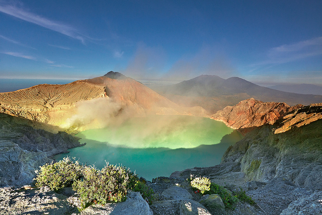 The world's largest acidic volcanic crater lake, Ijen Crater. Kawah Ijen (Ijen Crater), East Java, Indonesia