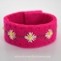 Daisy Chain Bracelet Daisy Chain Bracelet