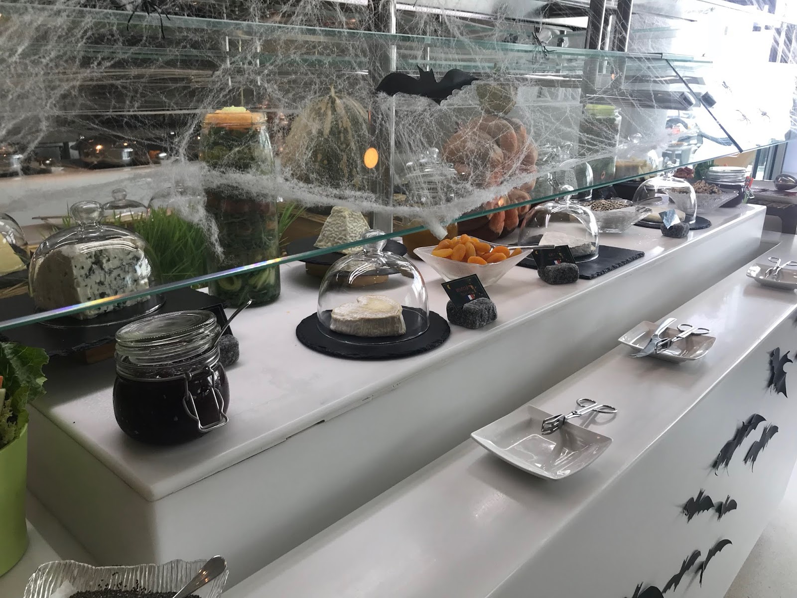 Life in Abu Dhabi Halloween Brunch at Yas Hotel