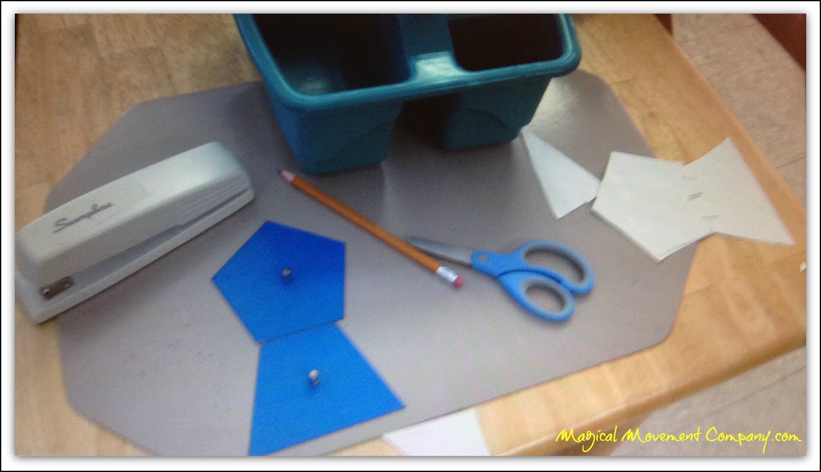Scissors - Montessori Design