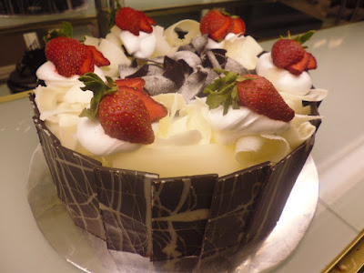 Kue Ulang Tahun Cirebon, Birthday Cake Cirebon, Custom Cake Cirebon, Cake Shop Cirebon, Bakery Cirebon Kue Ulang Tahun Cirebon, Birthday Cake Cirebon, Custom Cake Cirebon, Cake Shop Cirebon, Bakery Cirebon