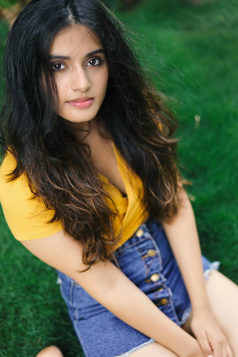 Beauty Galore HD Divyansha Kaushik in Close Ups Beautiful and Hot