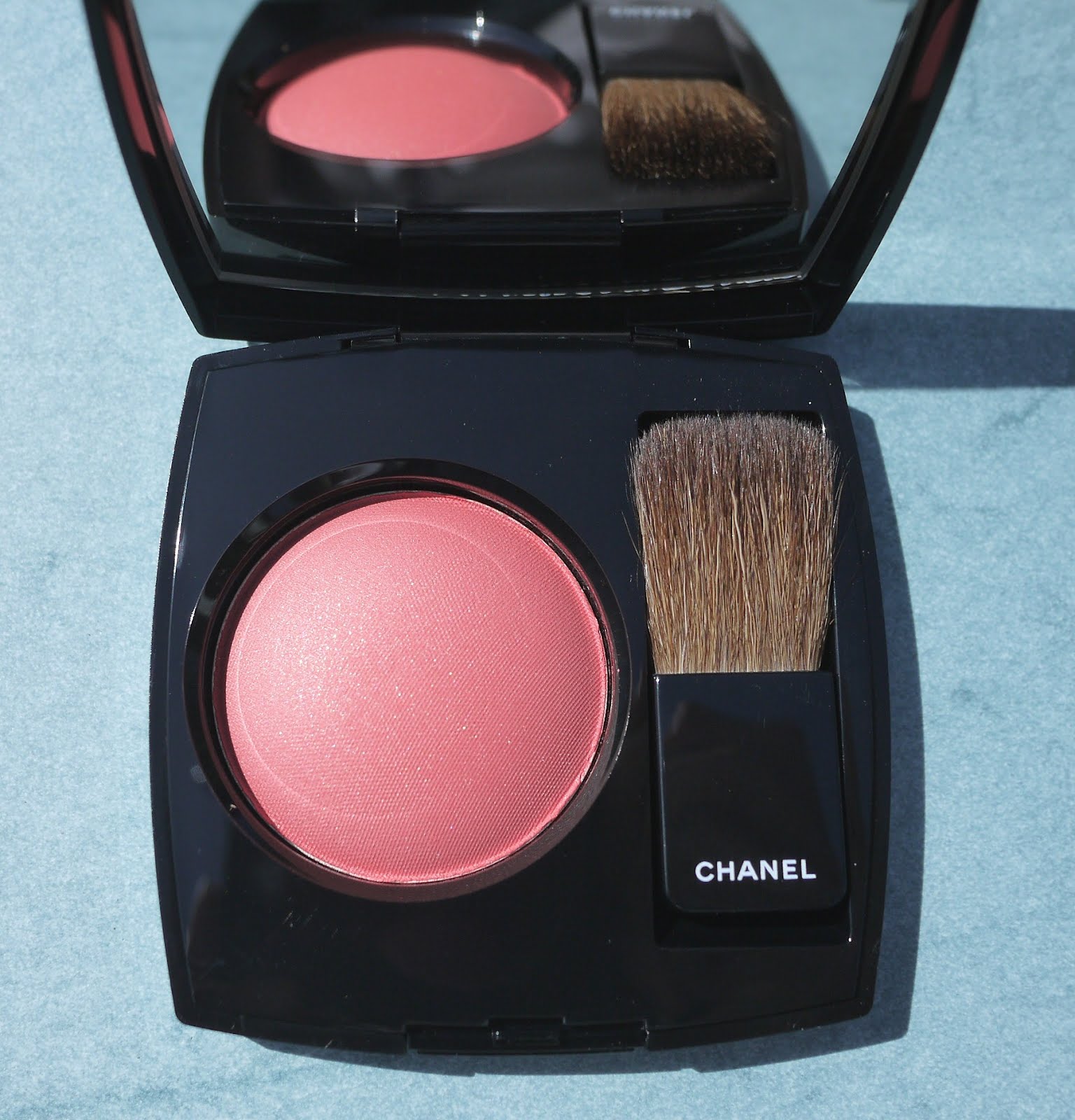 Moske Tahiti Antage Best Things in Beauty: Chanel Joues Contraste Powder Blush in Malice for  Summer 2012