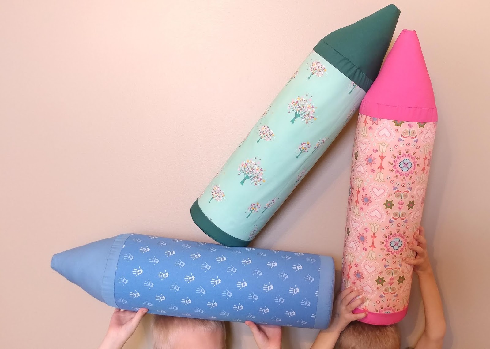 Slice of Pi Quilts Crayon Pillow Tutorial