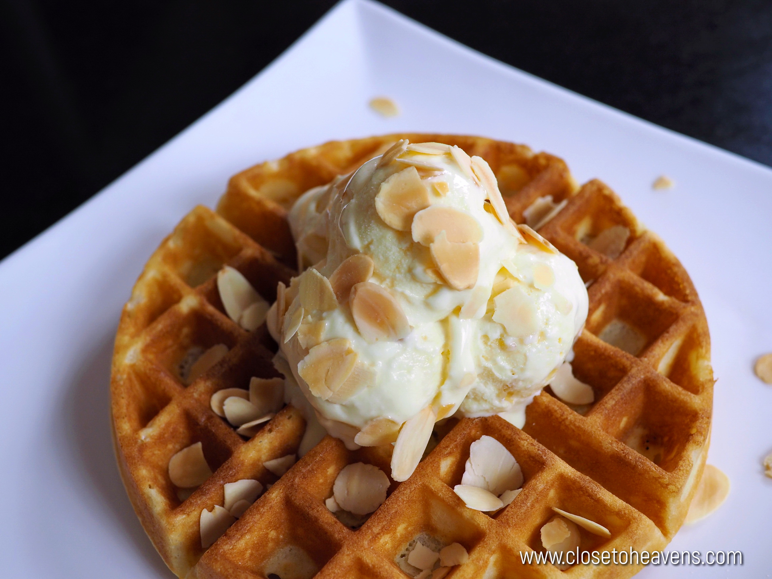 Easy Buttermilk Waffles สูตรวาฟเฟิล ทำง่ายที่สุดในโลก