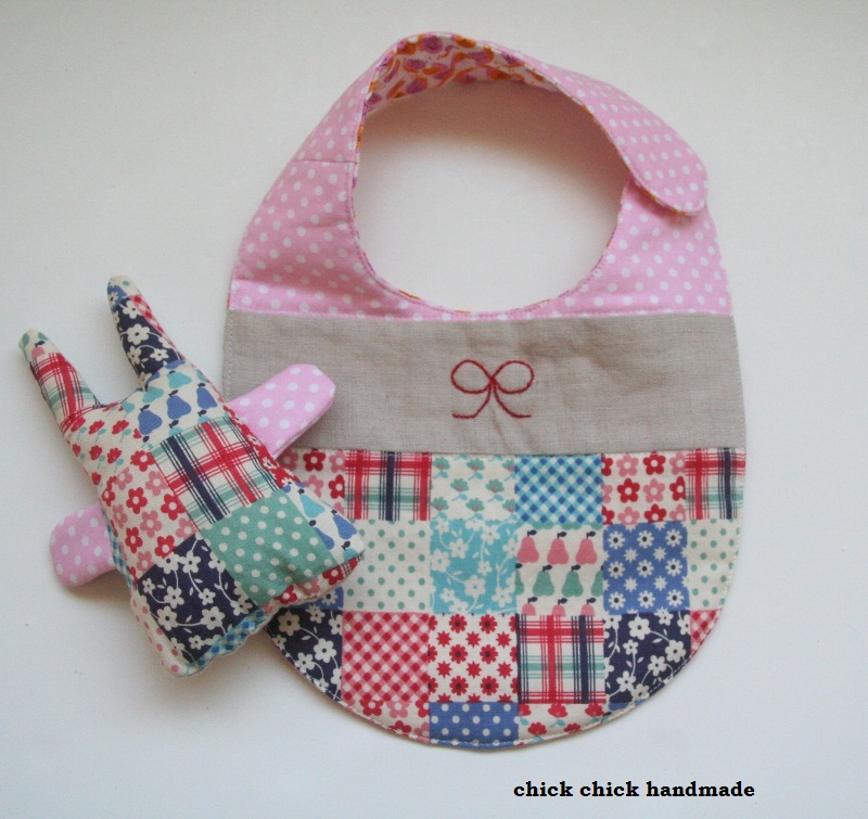 chick chick sewing: Baby bib and a softie gift set