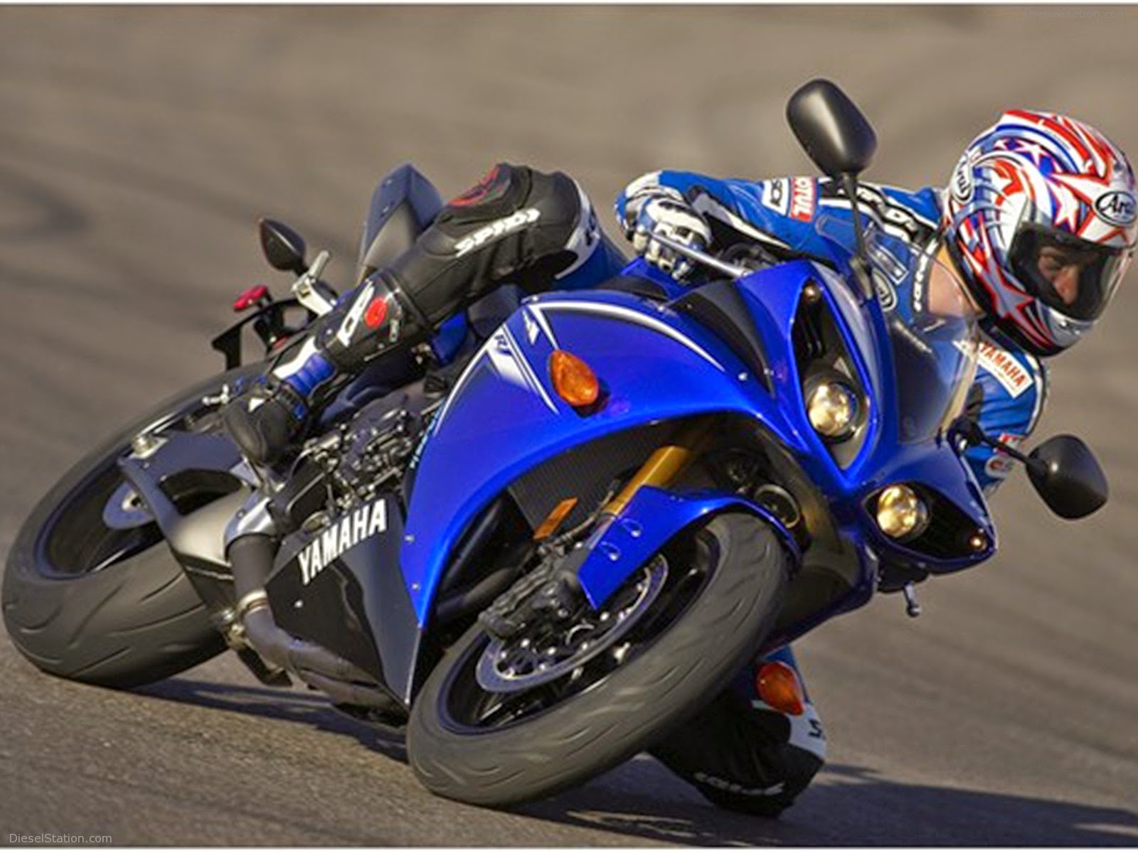 Get r 1. мотоцикл yamaha yzf-r1. The crew 2 ямаха r1. Yamaha r1 2022. Yamaha yzf-r1 2016.