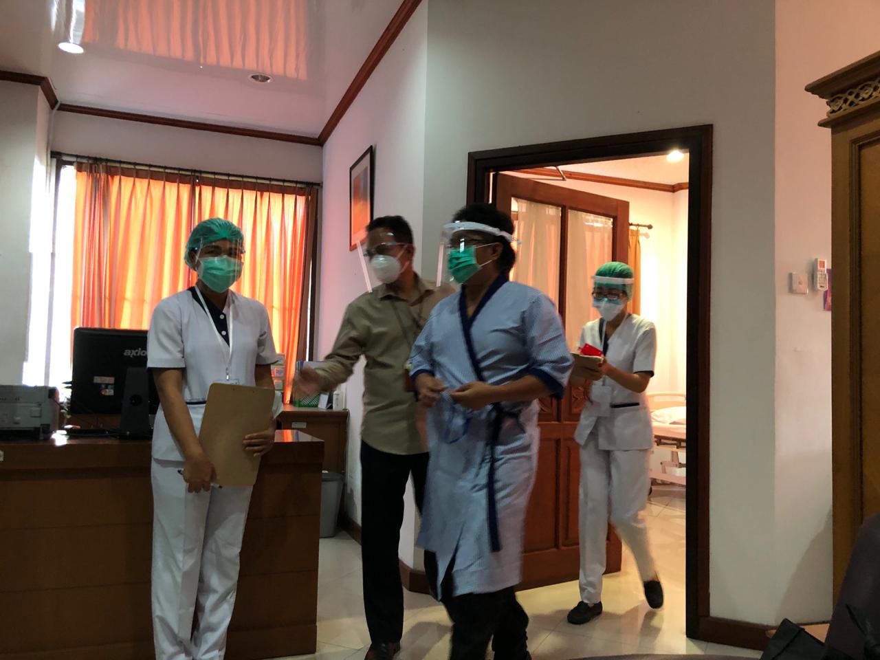 Bakal Paslon Pilbup Badung Jalani Test Kesehatan di RSUP Sanglah