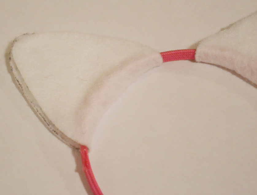 Sunny by Design Hello Kitty Ears tutorial