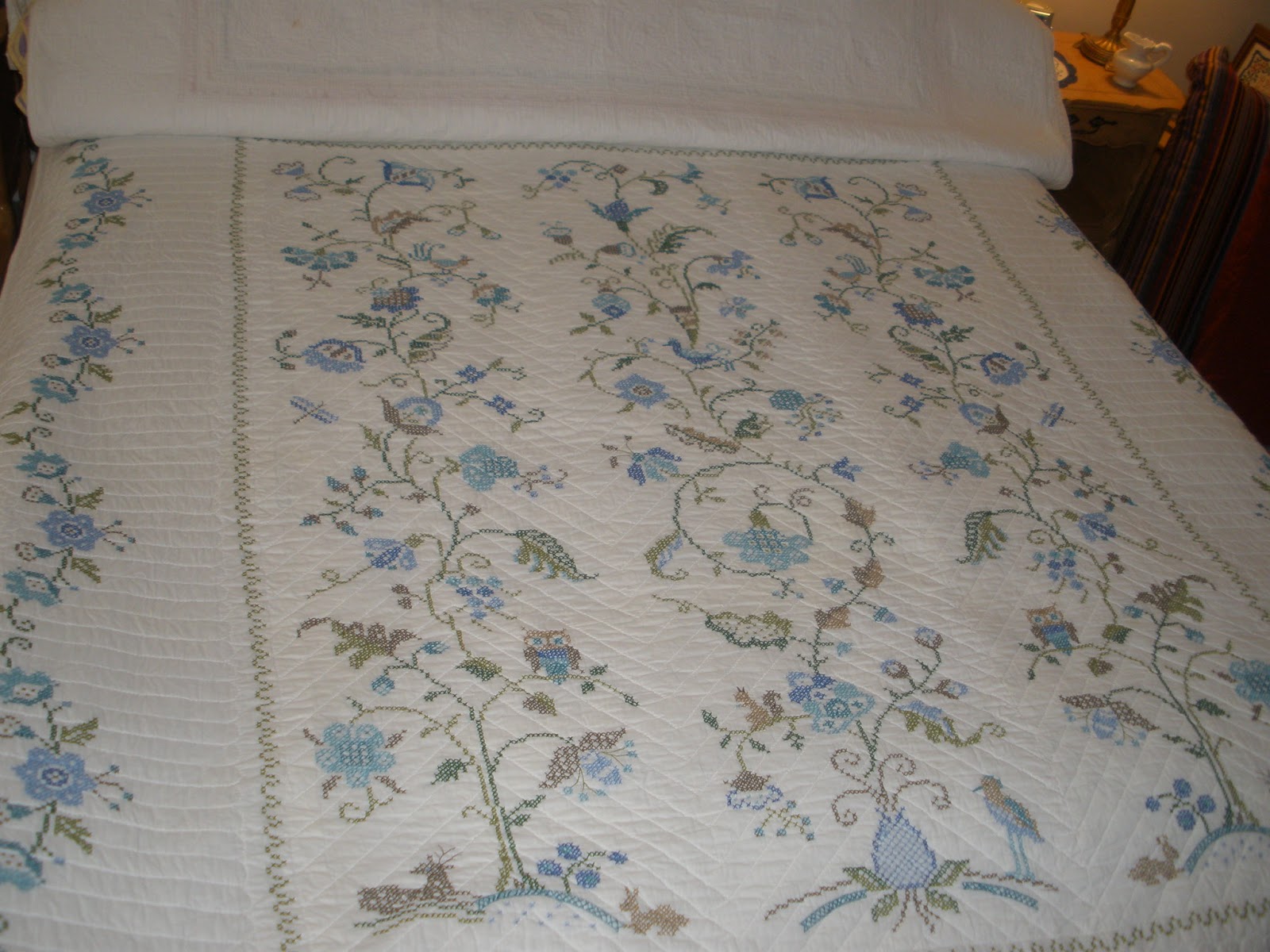 Quilts Etc! Embroidered CrossStitch Quilts