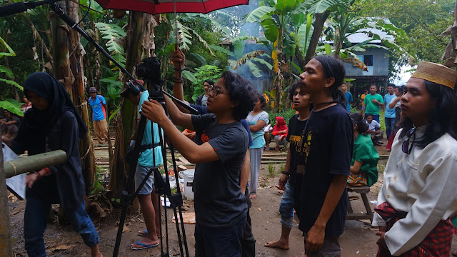 Teater Eksperimental Dan Film “Siri Bola/Balla-teraSeni.com Teater Eksperimental Dan Film “Siri Bola/Balla-teraSeni.com