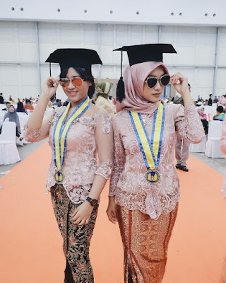 model hijab wisuda terbaru 2019 model hijab wisuda terbaru 2019