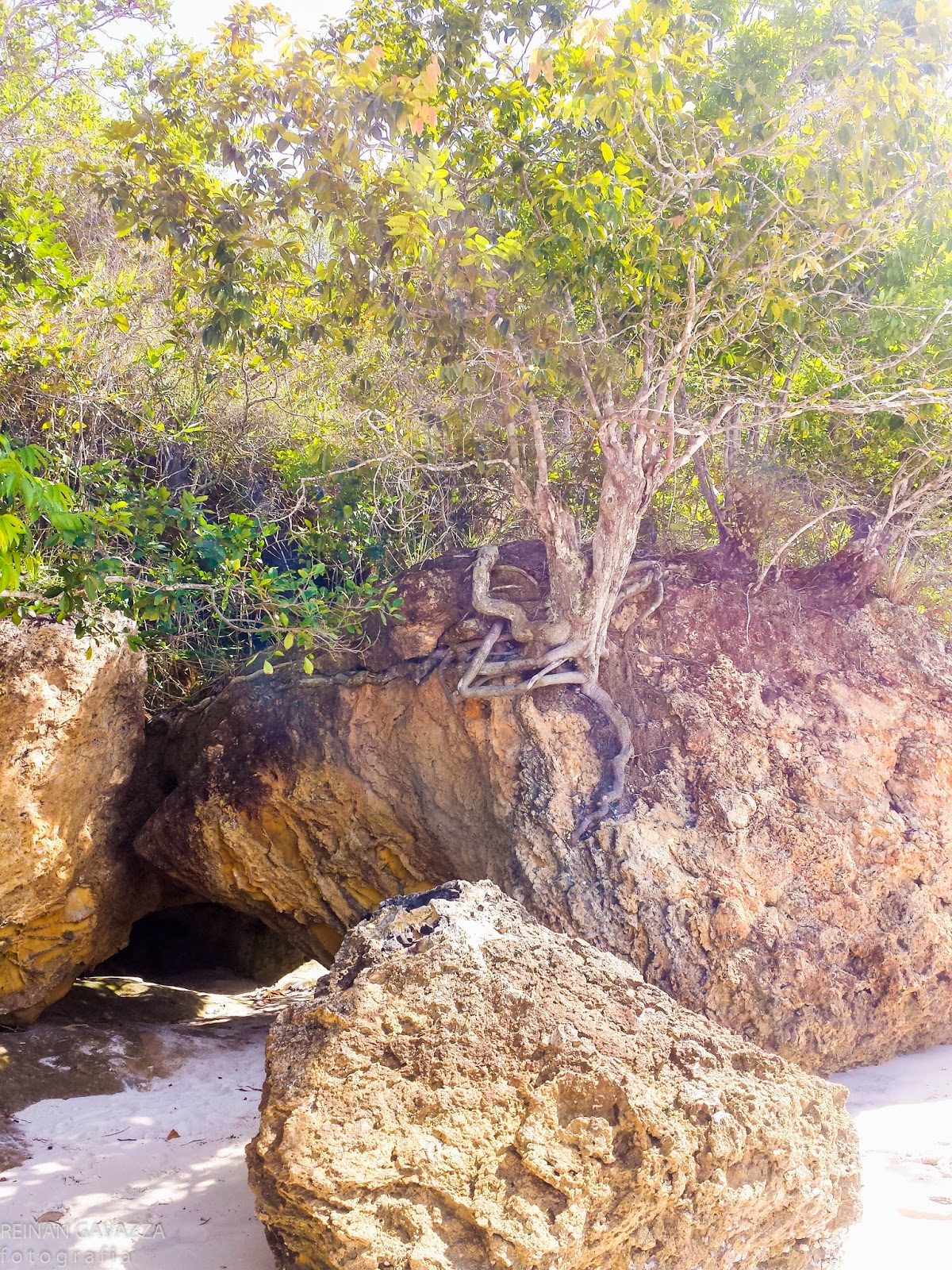 O Que Diz Esse Olhar Praia de Pedra Mole / Barra do Paraguaçu