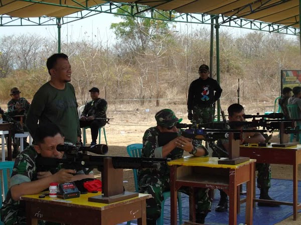 Kodim 0827/Sumenep dan Perbankin Gelar Lomba Adu Tembak Kodim 0827/Sumenep dan Perbankin Gelar Lomba Adu Tembak