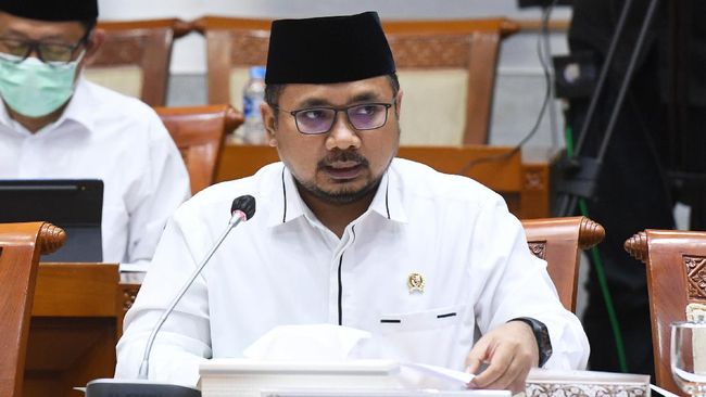 Menag Yaqut: Jika Tuhan Menginginkan Agama Satu, Maka Mudah bagi Tuhan Menag Yaqut: Jika Tuhan Menginginkan Agama Satu, Maka Mudah bagi Tuhan
