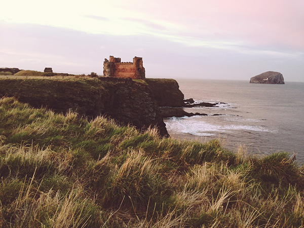 {travel inspiration : north berwick & a spring-like day in mid-february}