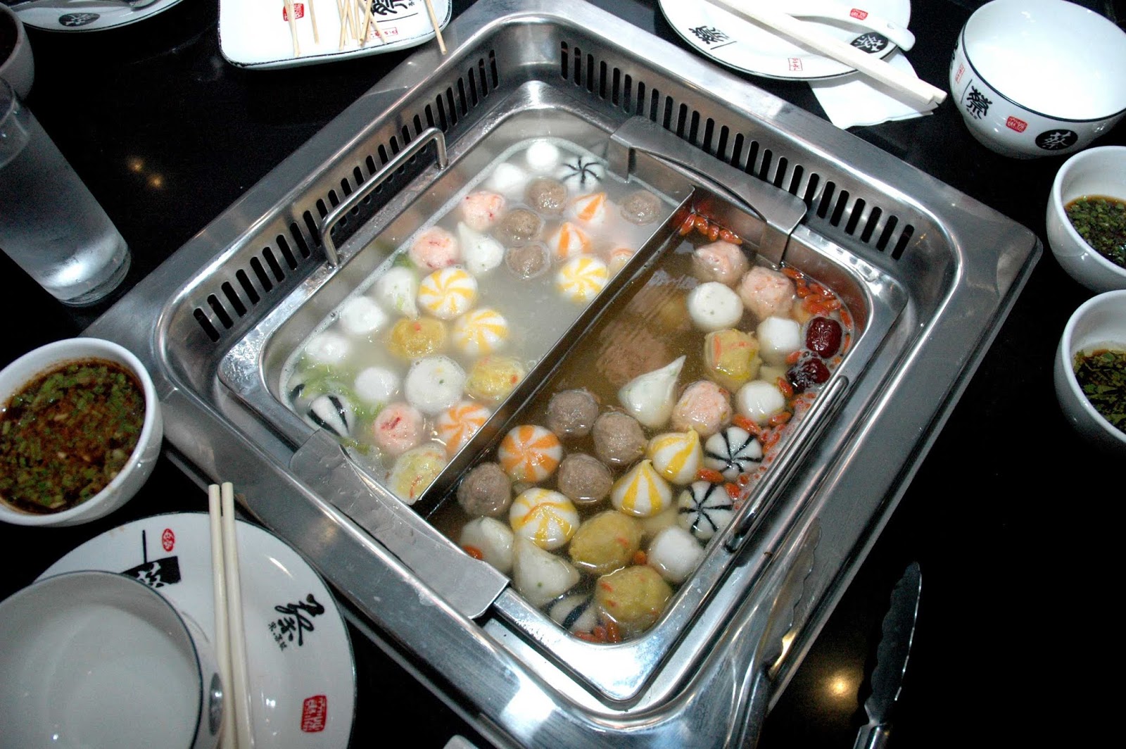 DUDE FOR FOOD Here's What's Hot A Sumptuous Hot Pot Feast at Choi Hot Pot...