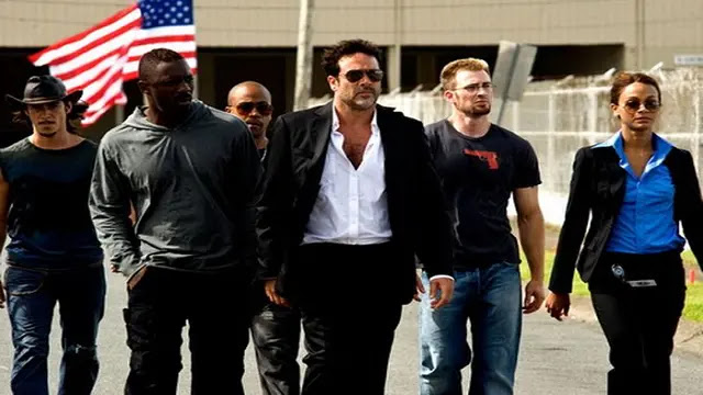 Review Film The Losers (2010) - Kisah Pembalasan Agen yang dikhianati Review Film The Losers (2010) - Kisah Pembalasan Agen yang dikhianati