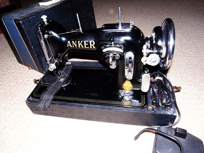 Georgeta Swartz: ANKER Sewing Machine