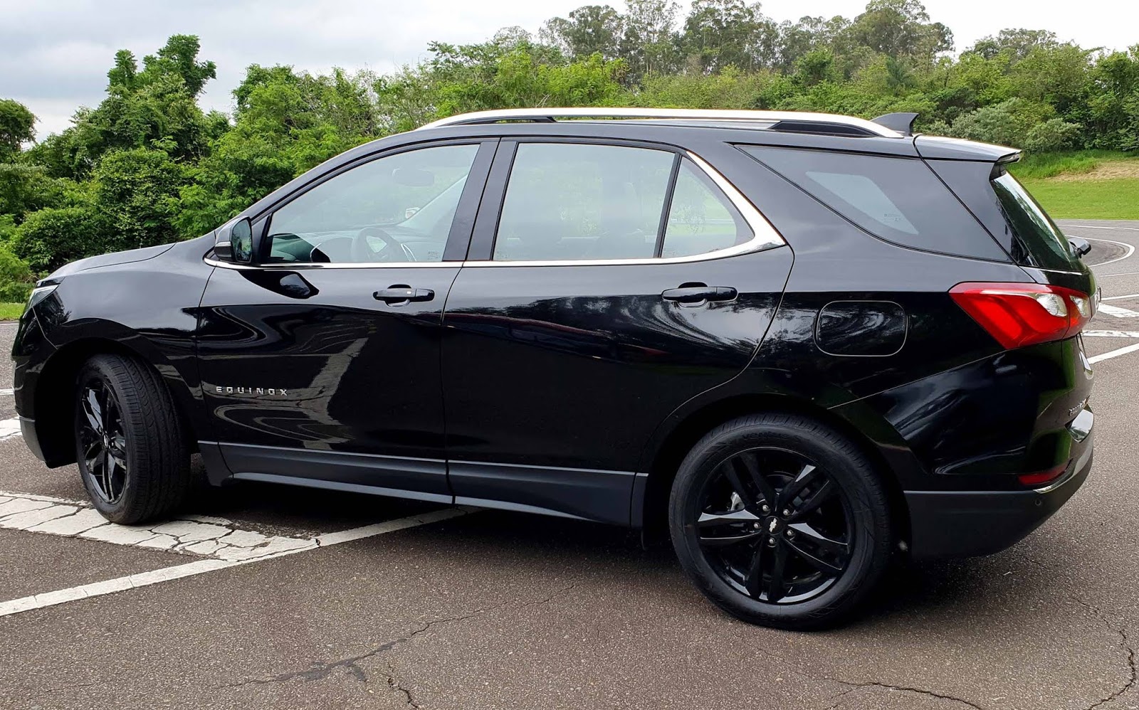 Avaliação: Chevrolet Equinox 1.5 Turbo Midnight - vídeo