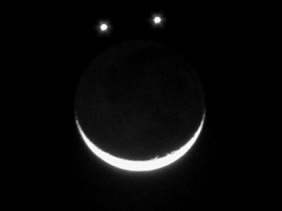 planetary smiley face