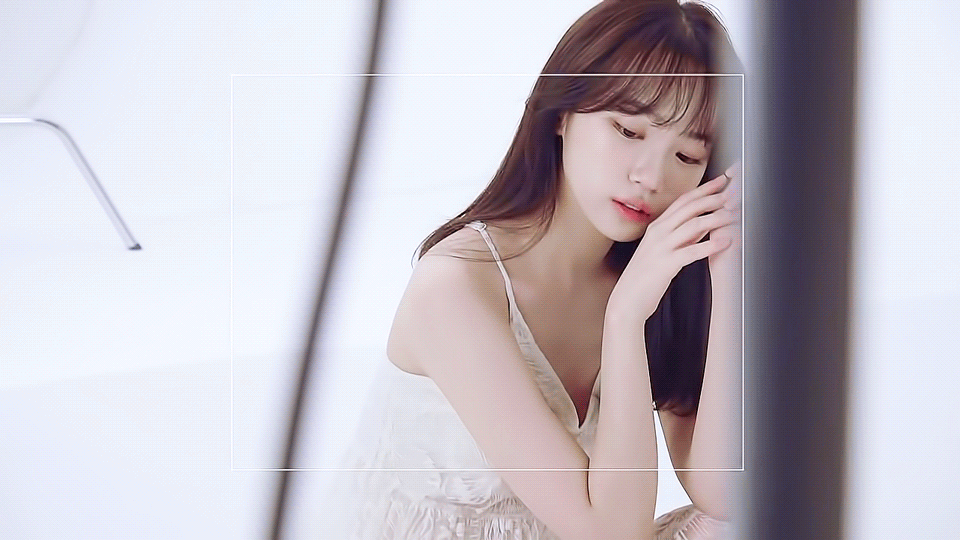 김채원 새 프로필 촬영 - 꾸르