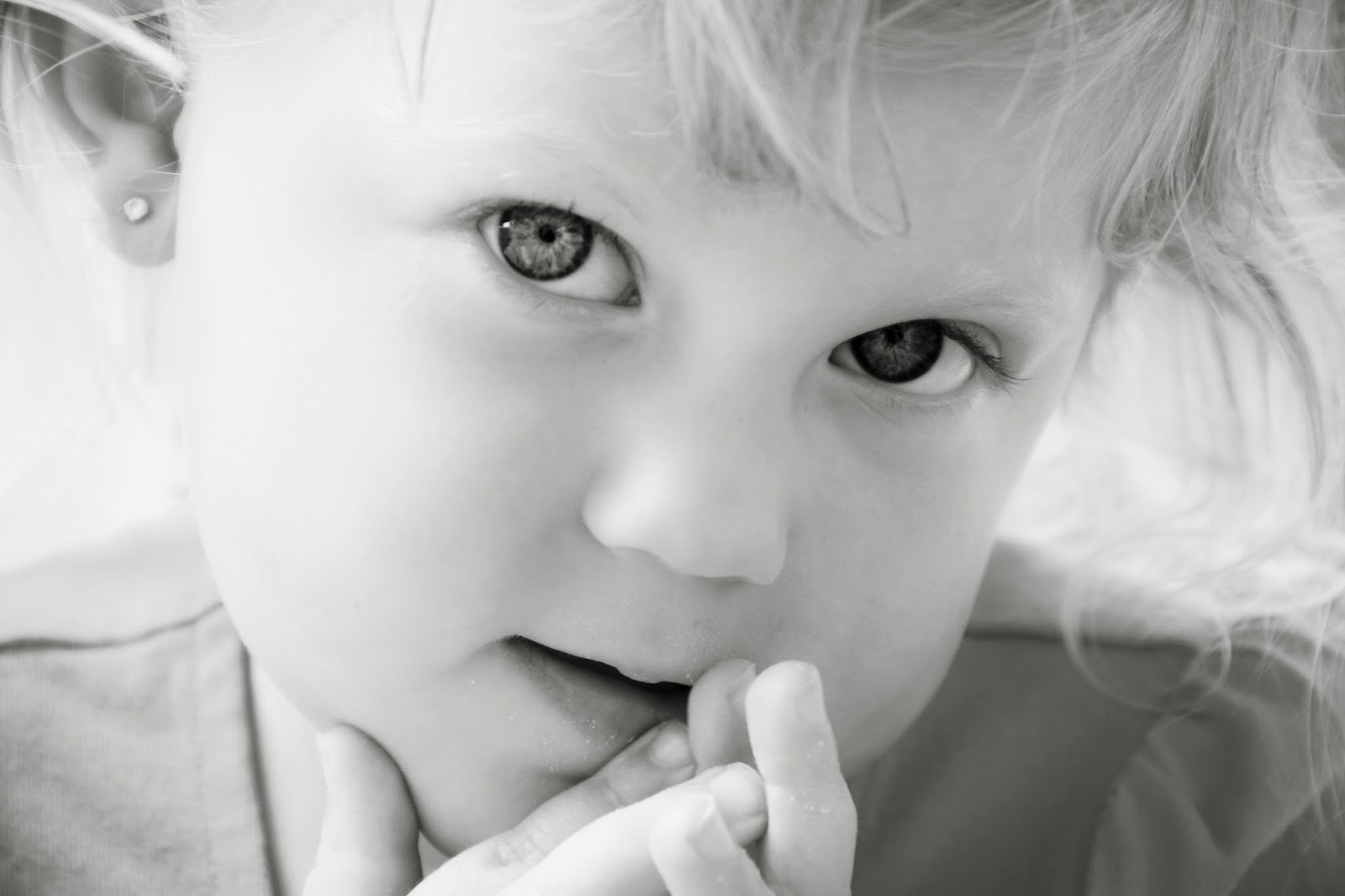 Tara Bilinski {Photography} Innocent eyes...