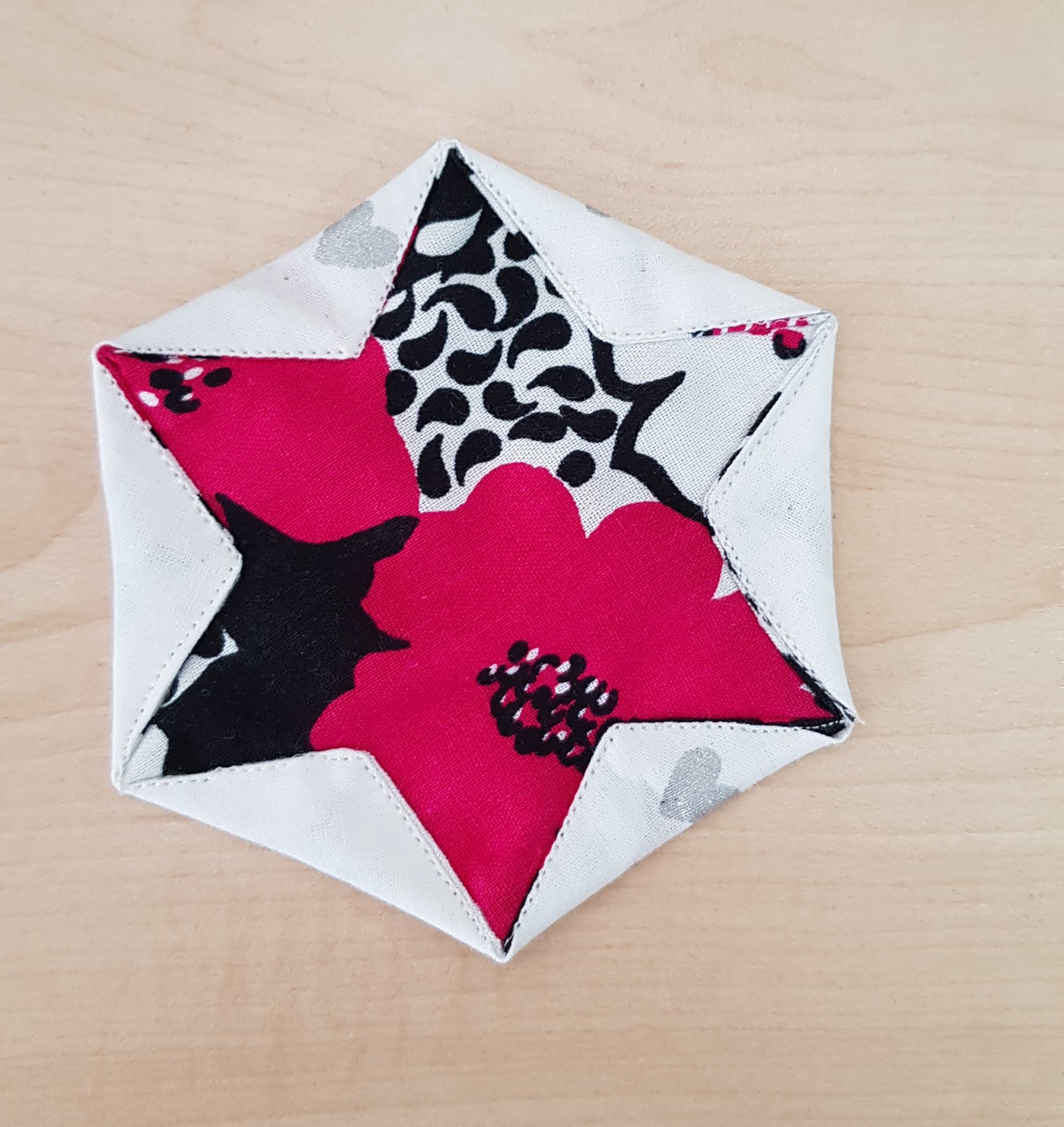 folded hexagon star tutorial All about patchwork and quilting