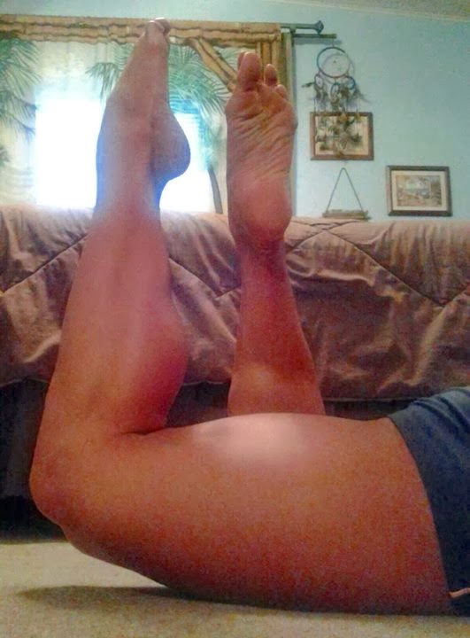 Sexy Muscular Feet Of Woman 88