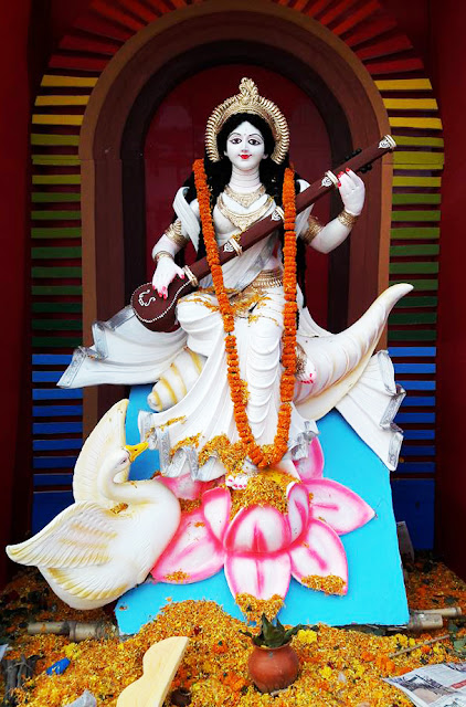 জগন্নাথ হলের সরস্বতী পূজা ও ঢাকেশ্বরী মন্দিরের সরস্বতী পূজা ২০২০ :: Saraswati Puja 2020 in Bangladesh :: ঢাকার সরস্বতী পূজার বিস্তারিত