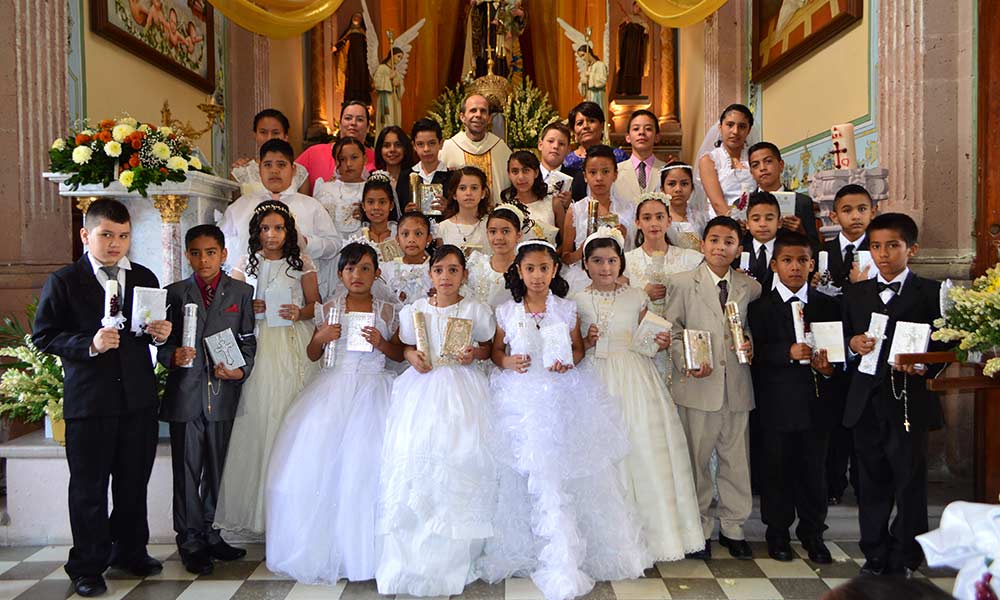 El mexiquense Hoy Para recibir la Primera Comunión y la Confirmación