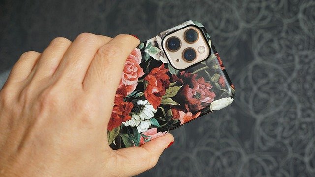 Ini 8 Aksesoris Handphone Yang Lagi Hitz Banget
