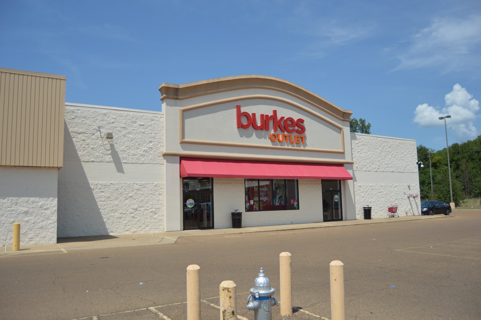 The MidSouth Retail Blog Dirt Cheap (Former WalMart), Batesville, MS