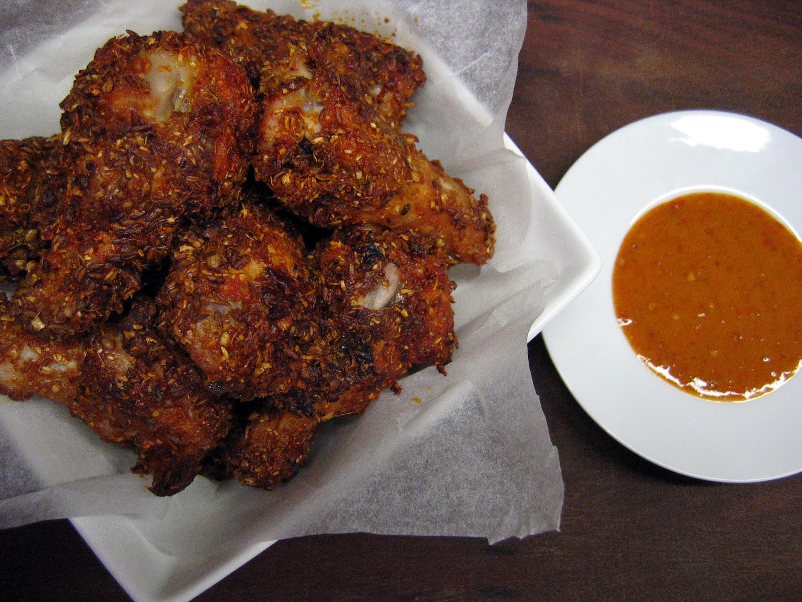 good food in a crap kitchen: Spicy chicken wings